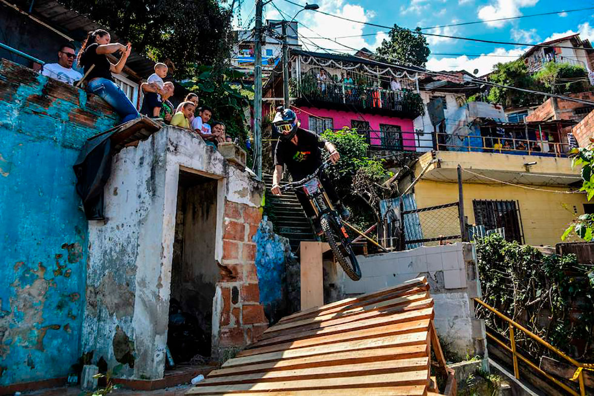 Ray Syron al Downhill Challenge Medellin 2018